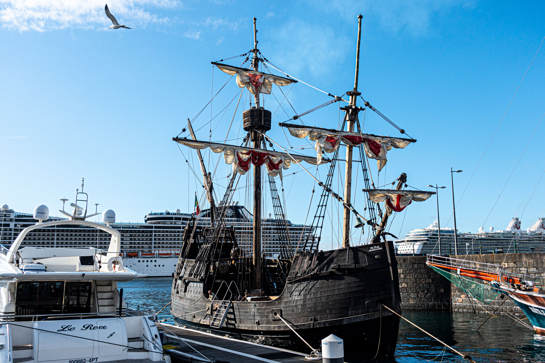 Whalewatching Segeltörn mit dem Nachbau der Santa Maria