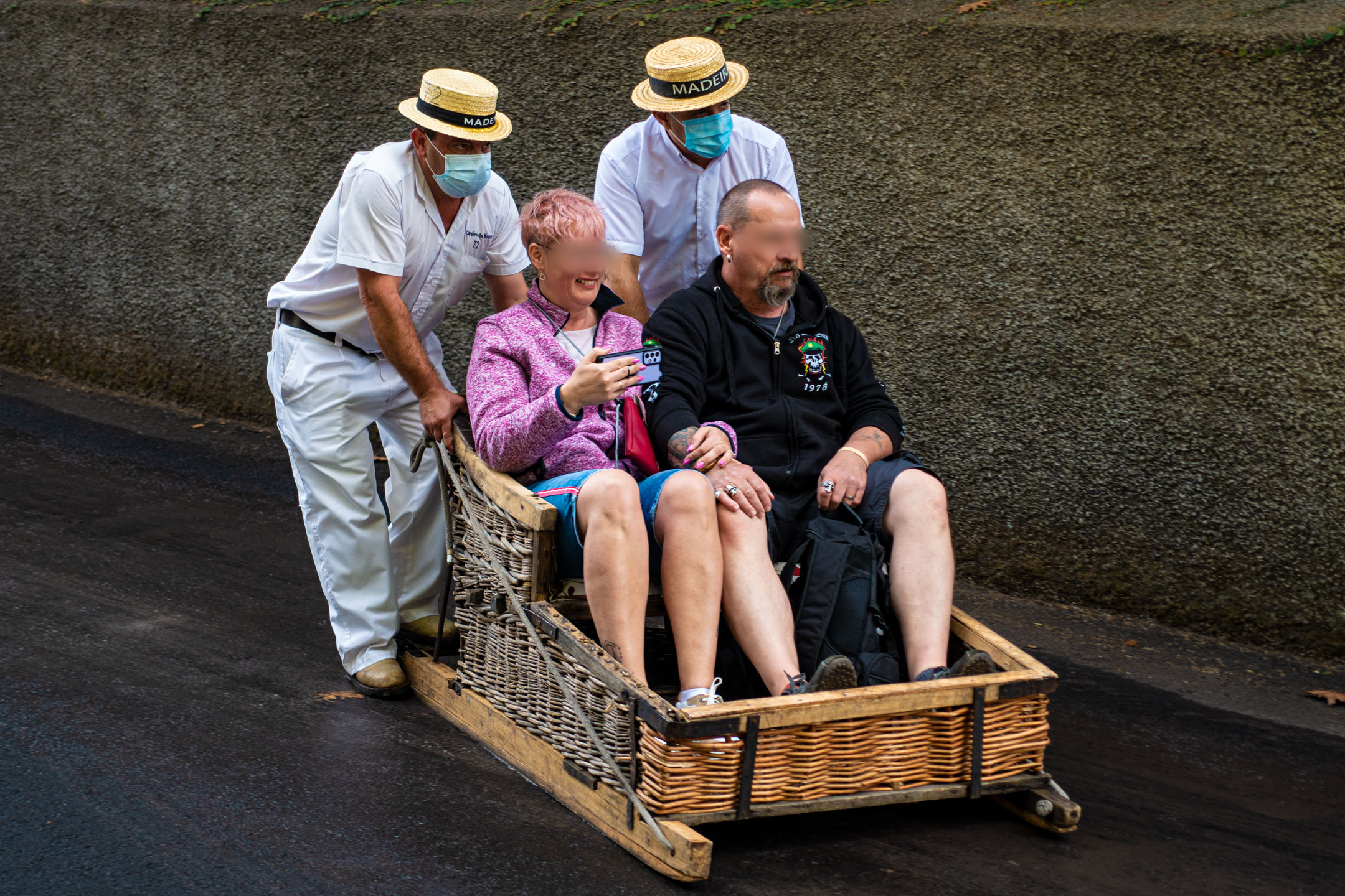 Korbschlittenfahrt, Funchal Monte