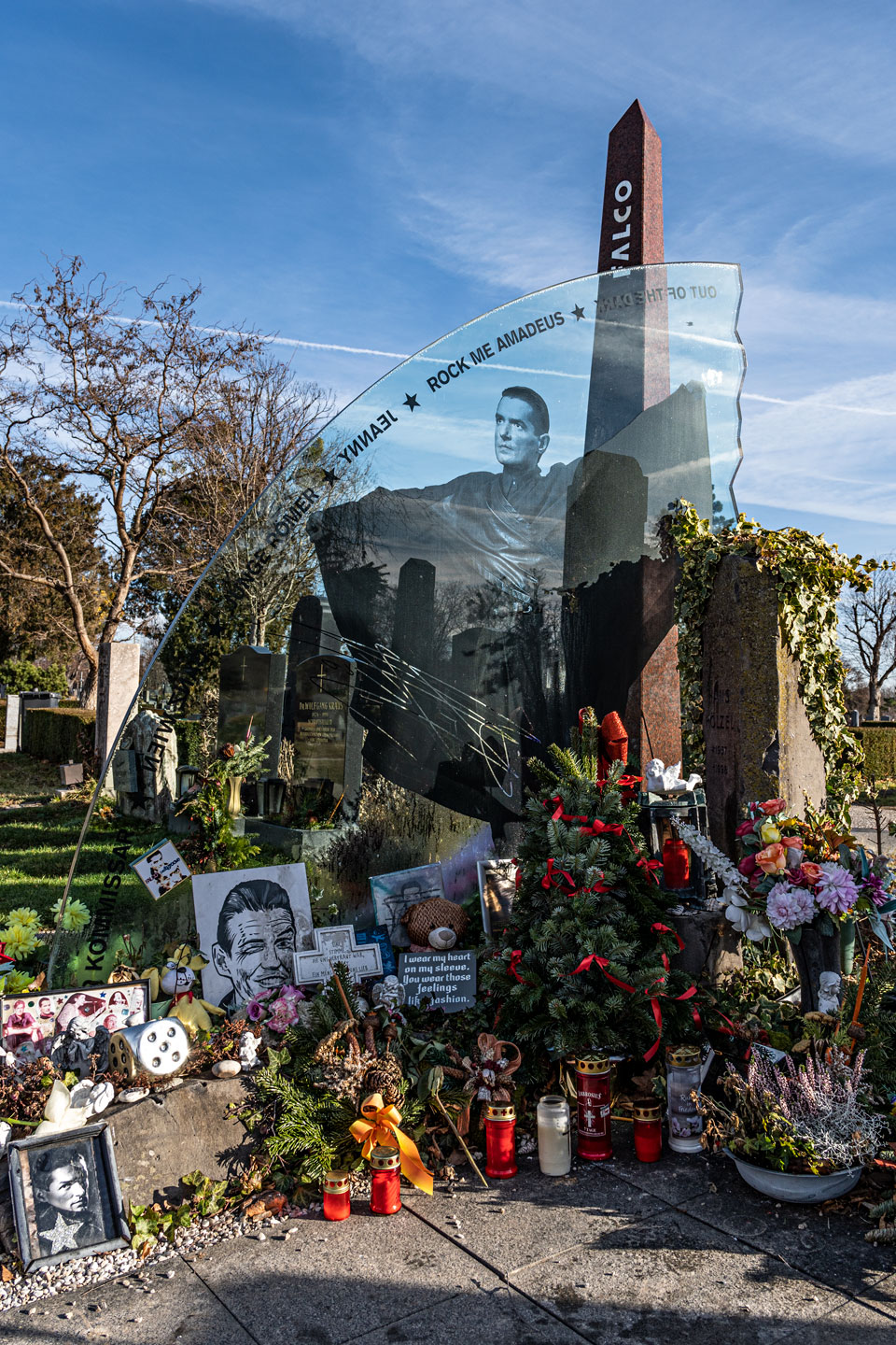 Grab Falco - Zentralfriedhof - Wien