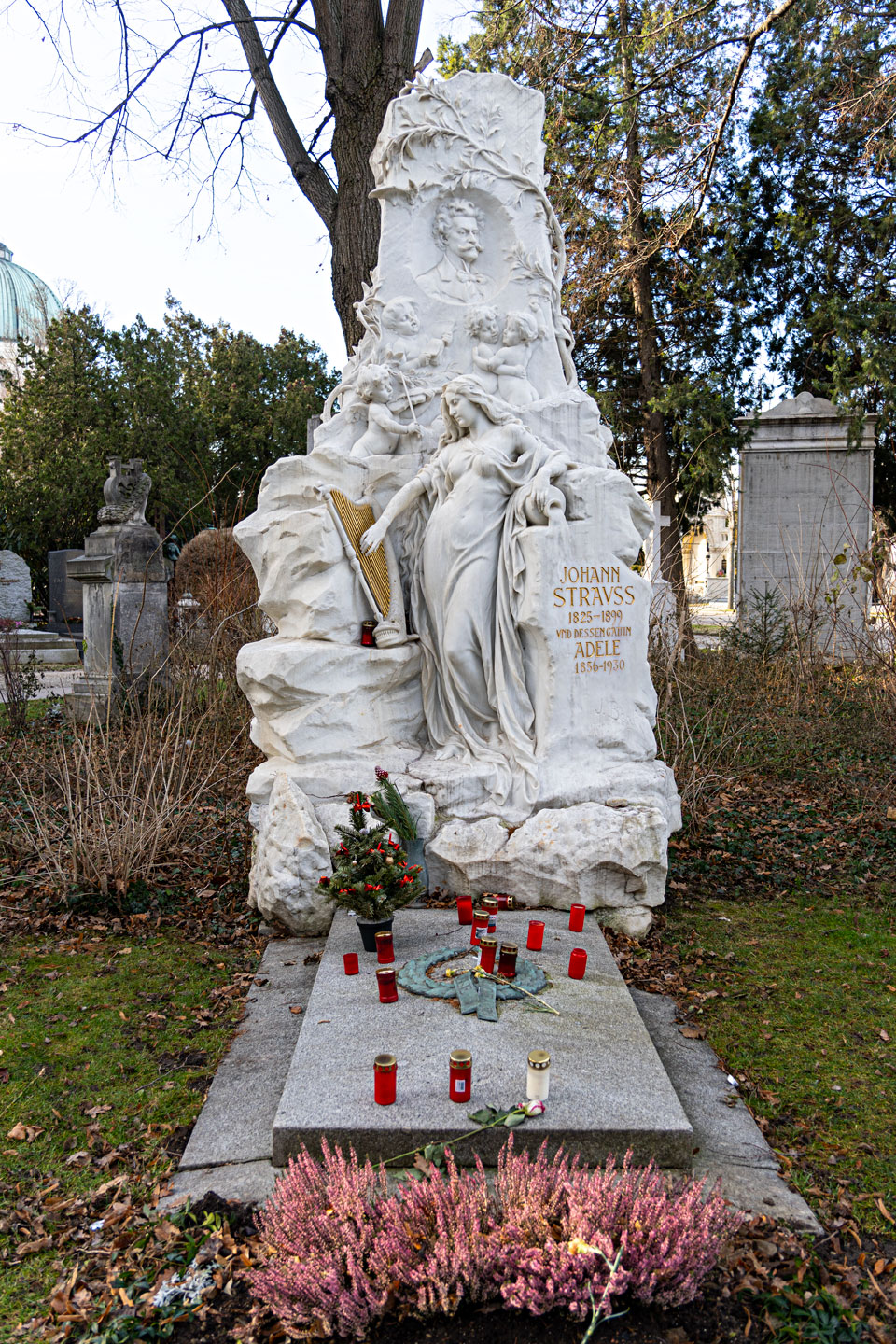 Grab Johann Strauss - Zentralfriedhof - Wien