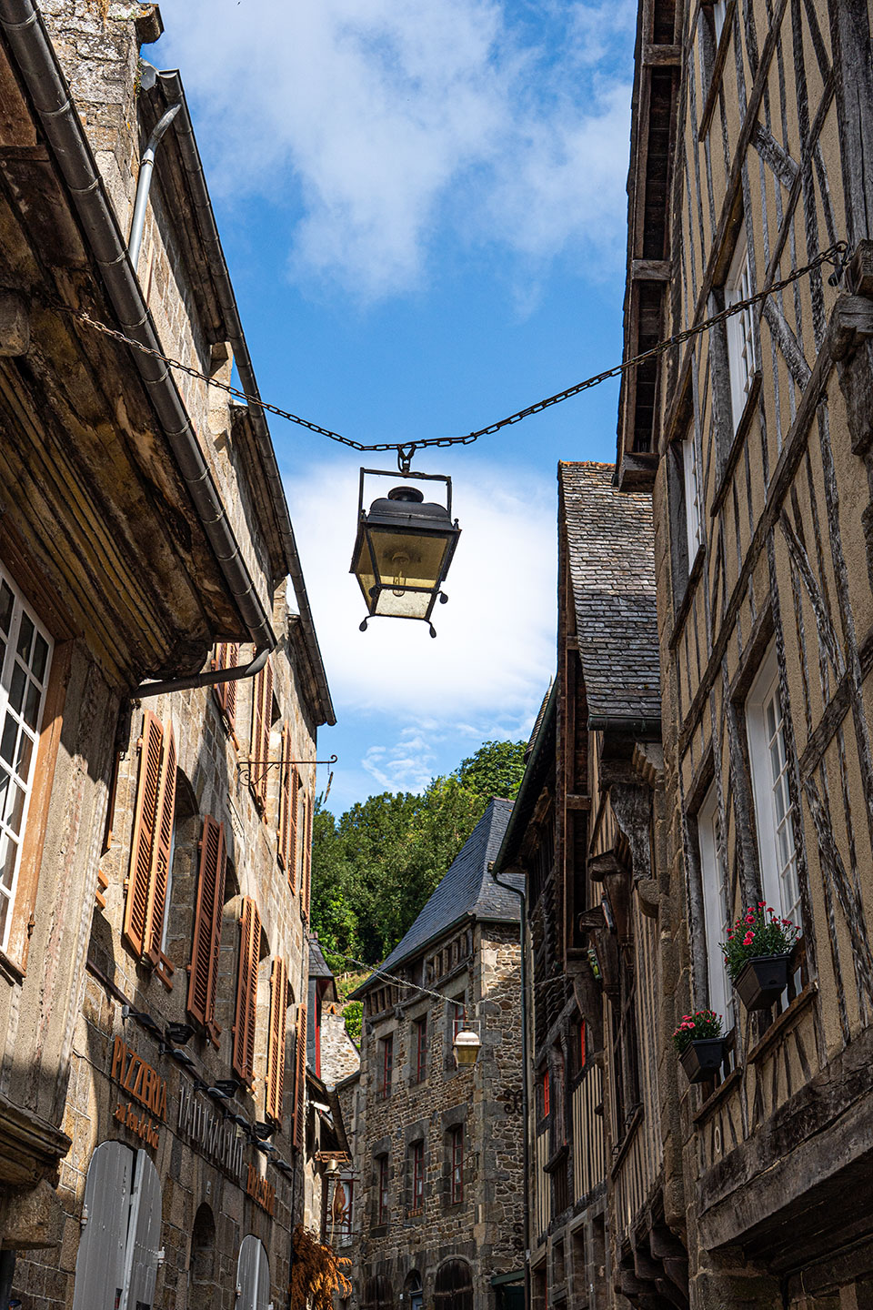 Dinan